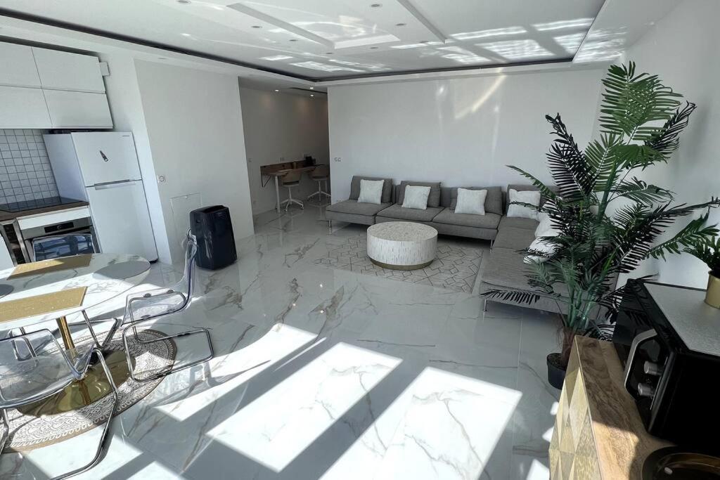 Nice Apartment With Amazing View Of Paris + Parking Dış mekan fotoğraf