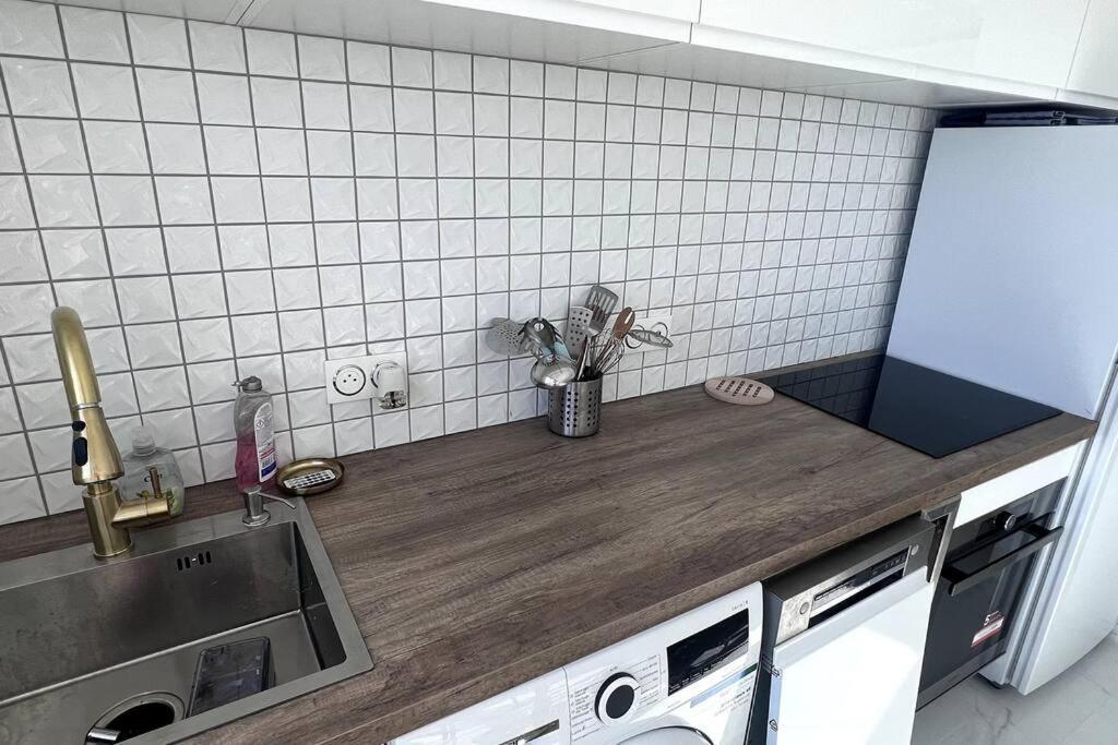 Nice Apartment With Amazing View Of Paris + Parking Dış mekan fotoğraf