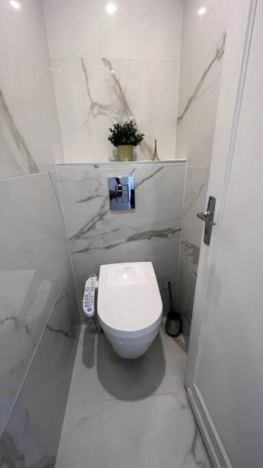 Nice Apartment With Amazing View Of Paris + Parking Dış mekan fotoğraf