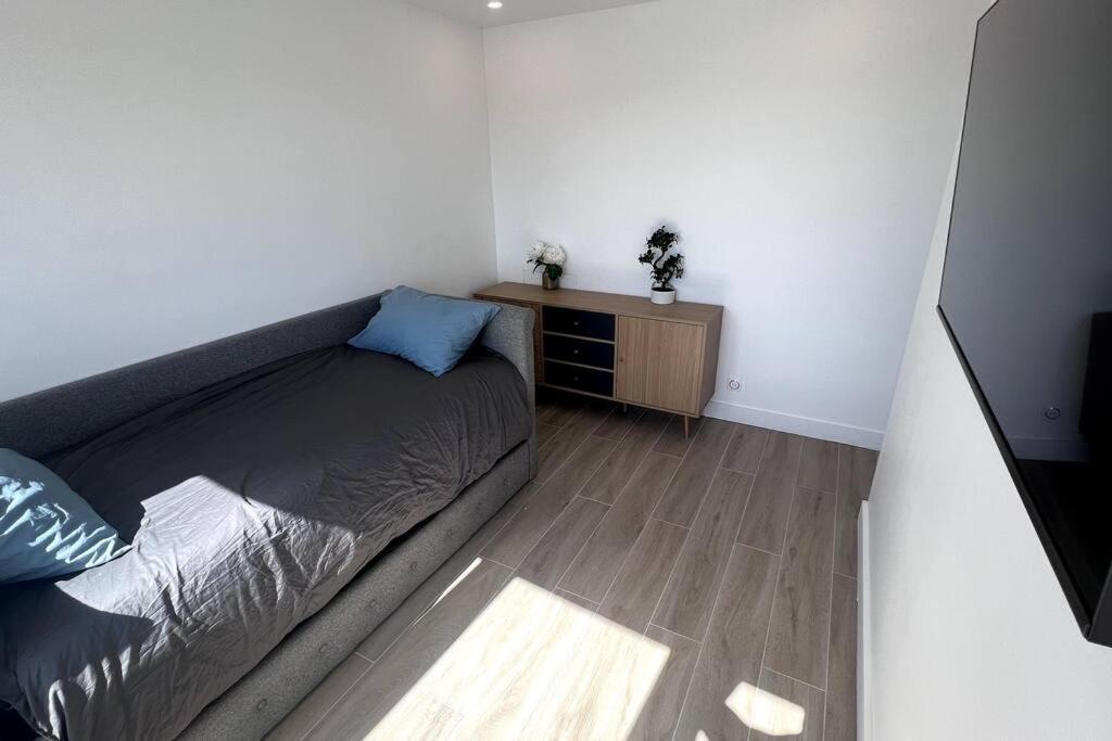 Nice Apartment With Amazing View Of Paris + Parking Dış mekan fotoğraf